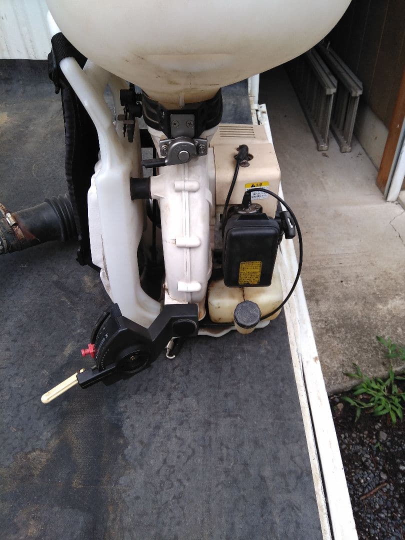 マルヤマ背負式噴霧器　AD575G30中古実働