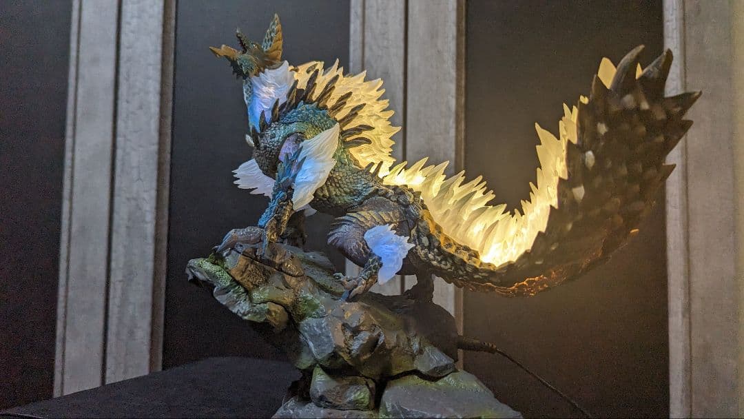 モンスターハンター　ジンオウガ フィギュア 28cm
