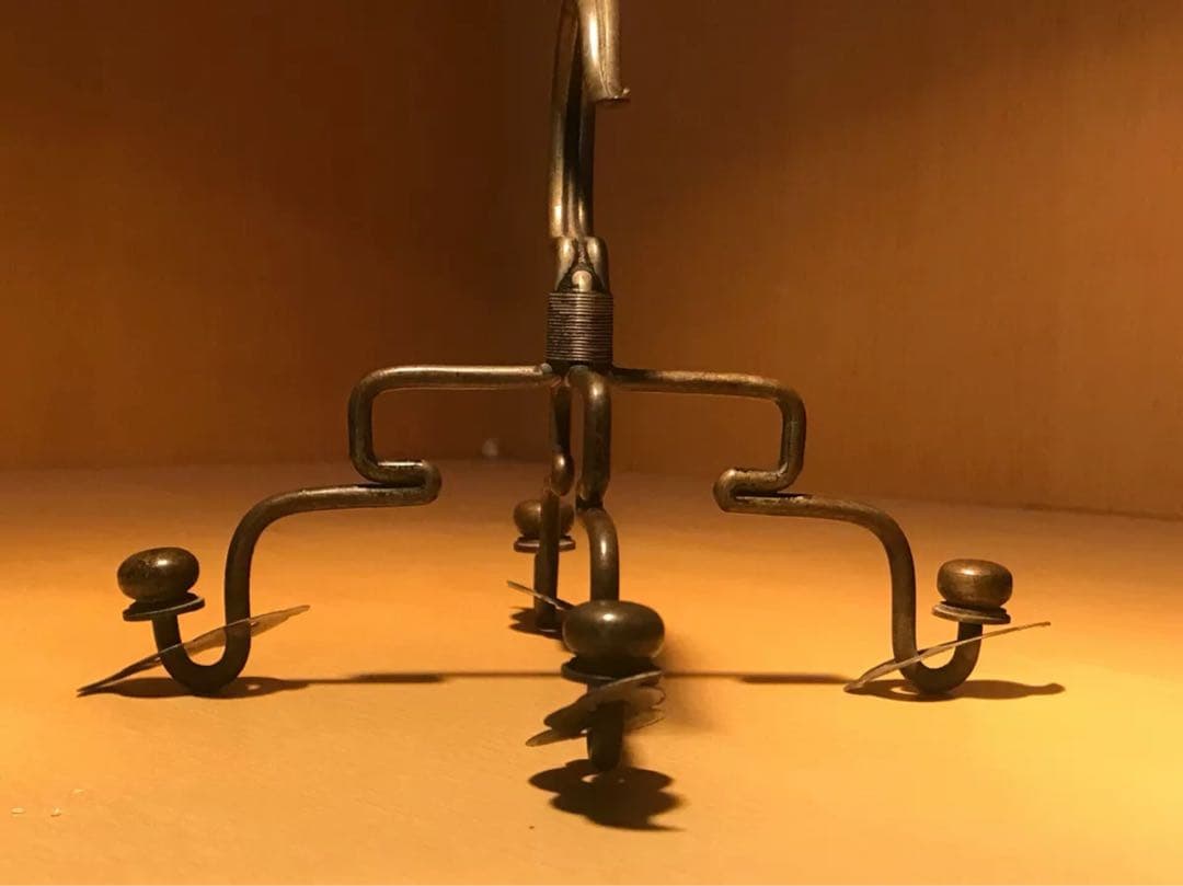 金属製ホルダー