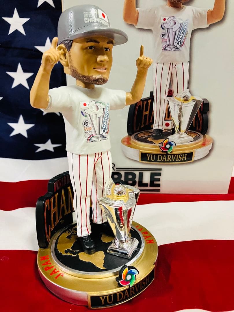 【123個限定完売品】ダルビッシュ選手優勝キャップボブルヘッド人形　パドレス