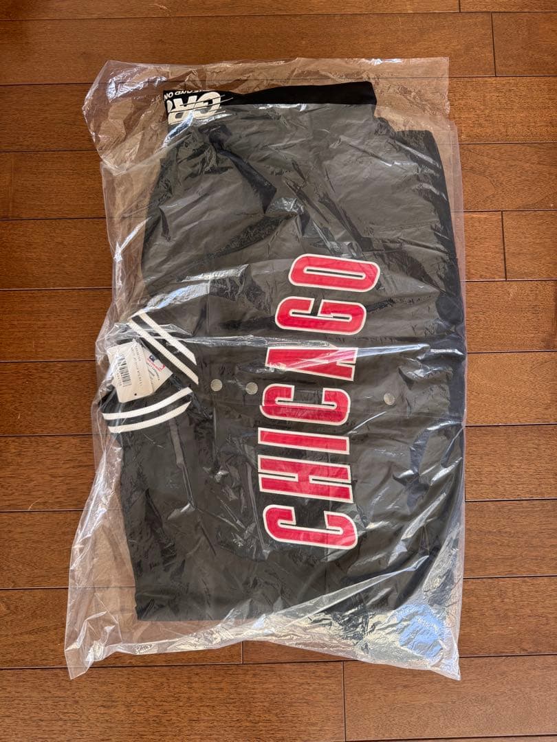 GR8 MLB TOKYO SERIESカブス Ｌサイズ 黒