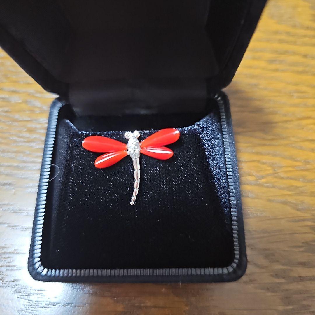 血赤珊瑚　高知　天然ダイヤ　ブローチ