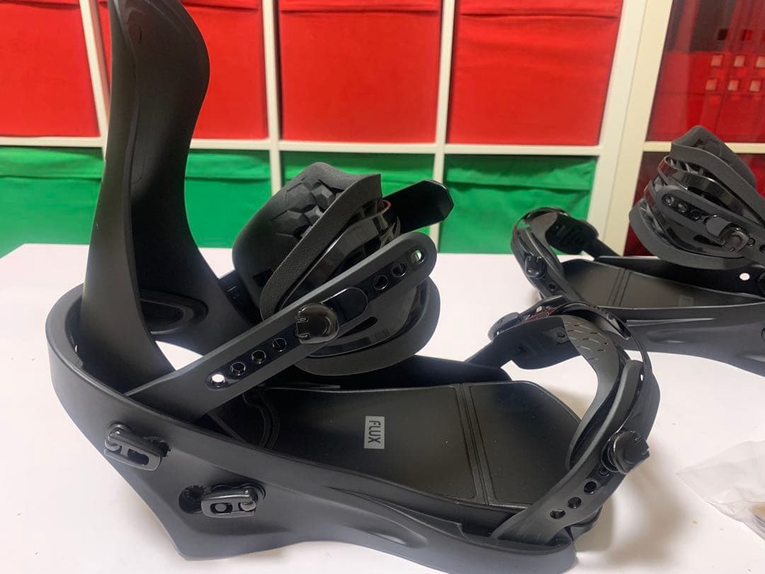 【新品未使用】FLUX スノーボードビンディング SR 23-24 ブラック M