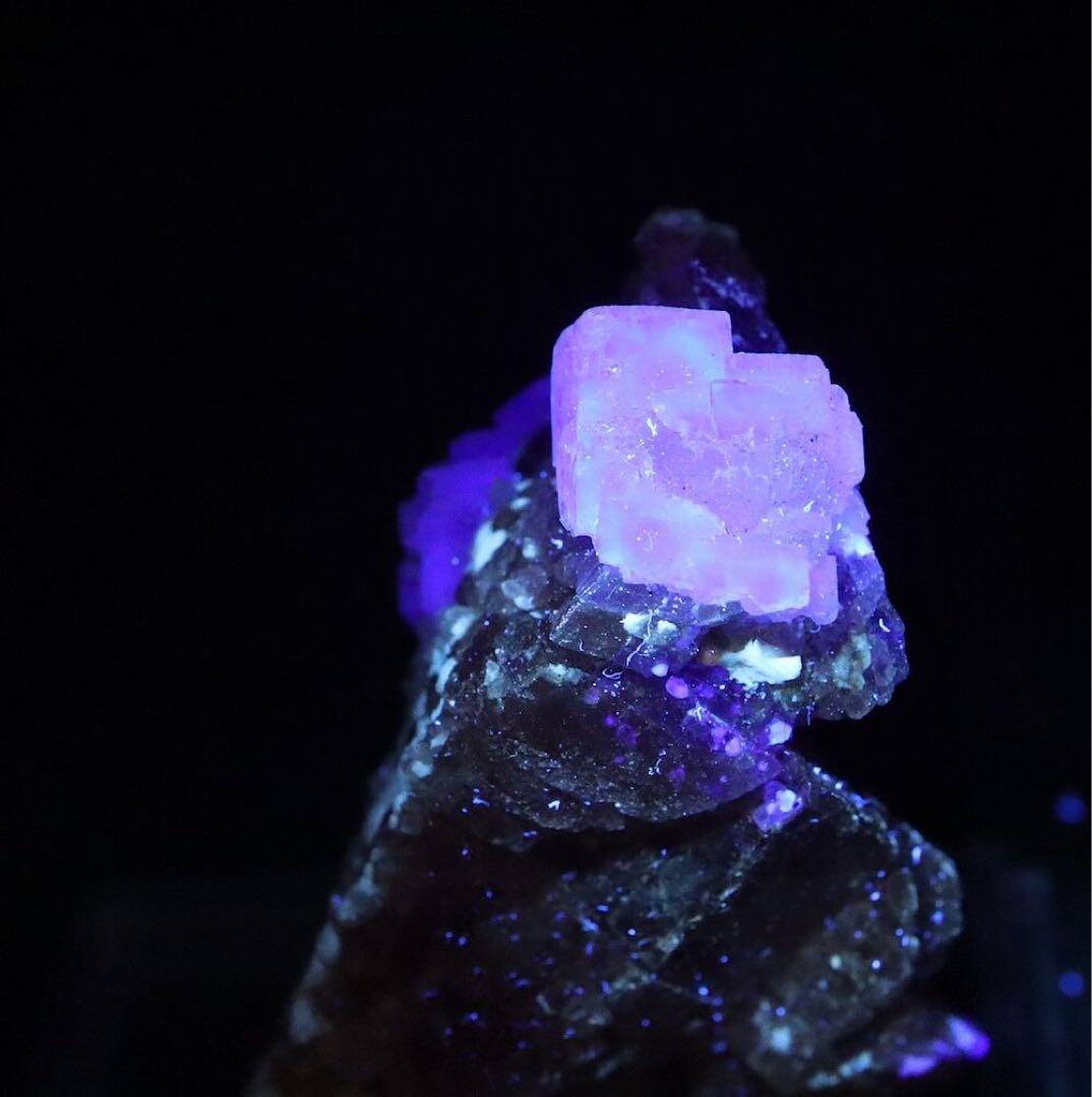 ロードクロサイト インカローズ 菱マンガン鉱 27.9g RDCT042鉱物原石