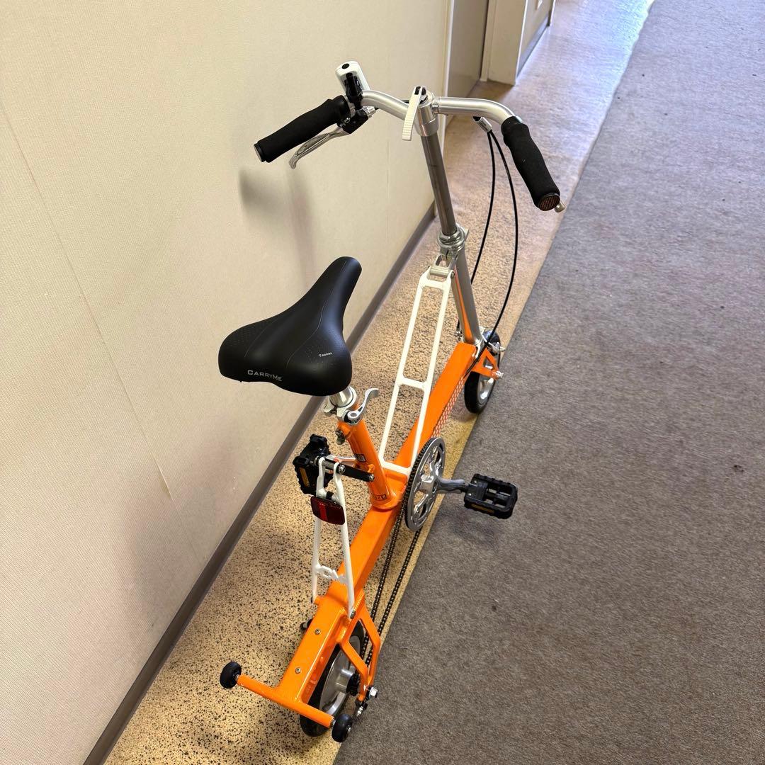 【値下】CarryMeパンクレスソリッドタイヤモデル オレンジ