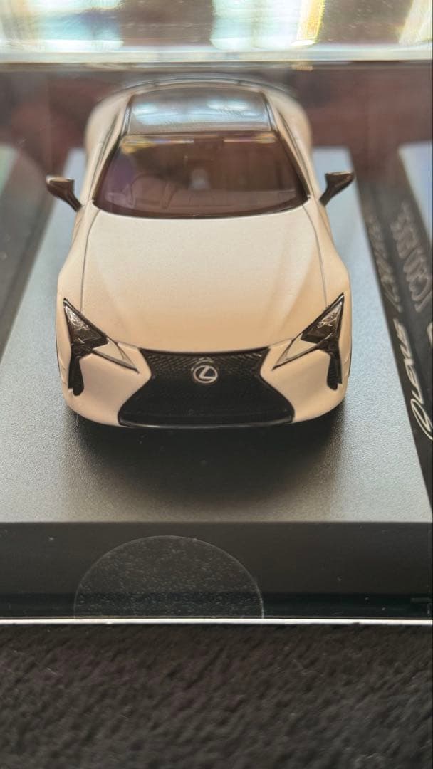 1/43 レクサス LC500ミニカー \"EDGE\" 京商