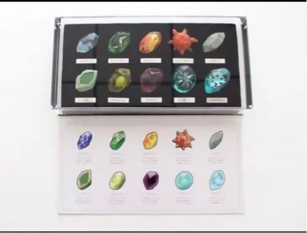 ポケモン　進化のいし　ミニ標本