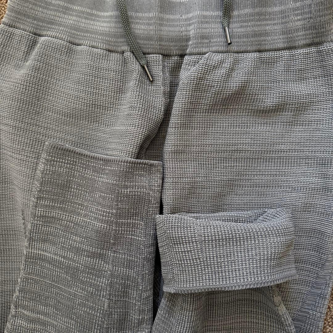 美品　ブリーフィングゴルフ　パンツ　M〜L相当　グレー　日本製　ブリーフィング