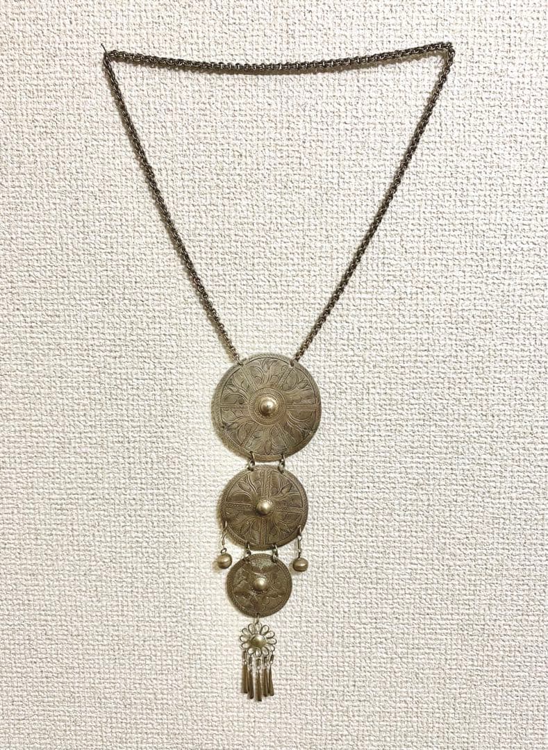 カレンシルバーネックレス