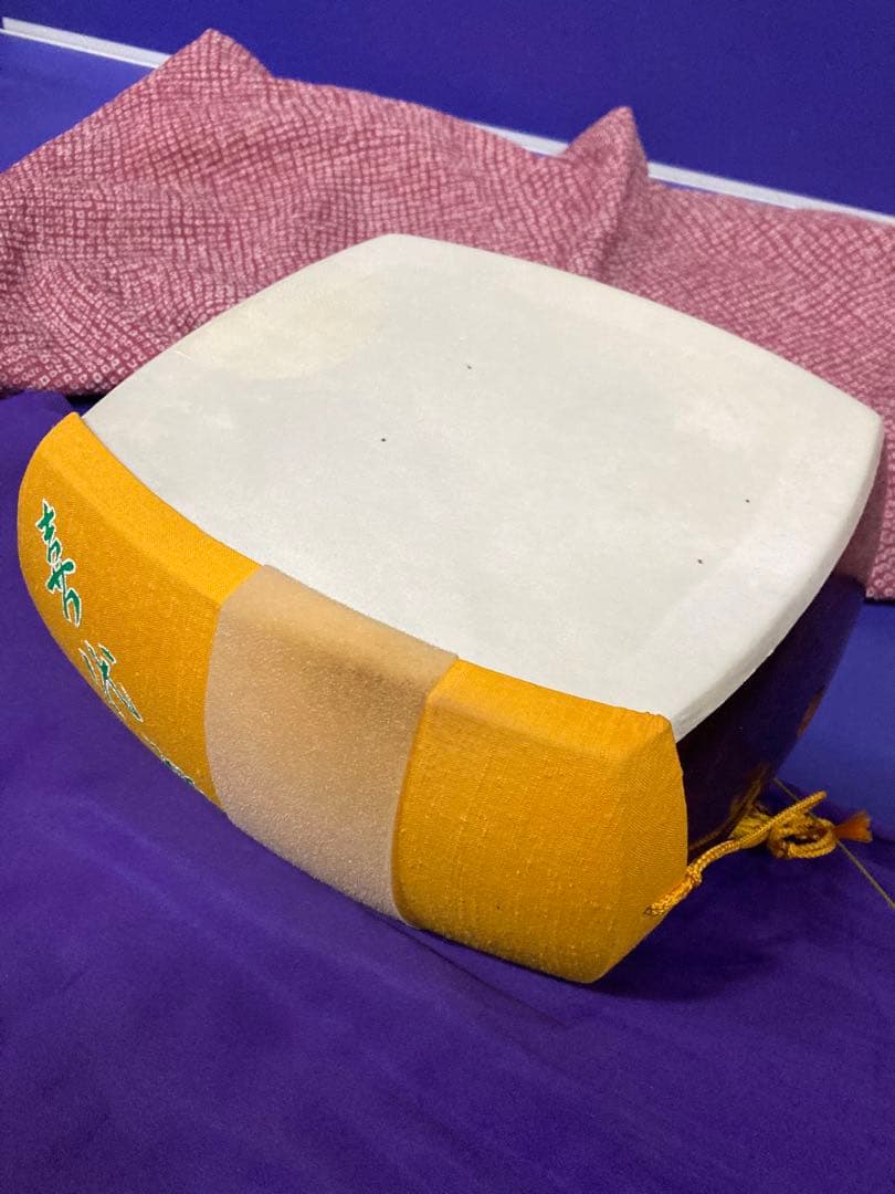 高級 三味線 民謡 K9？ 金無垢 子持綾杉 金細 紅木 和楽器 弦楽器 綾杉胴