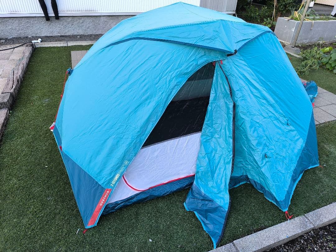 Quechua 2 Seconds Easy ケシュア ワンタッチテント