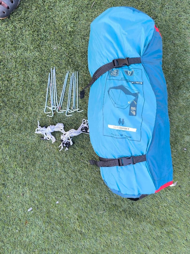 Quechua 2 Seconds Easy ケシュア ワンタッチテント