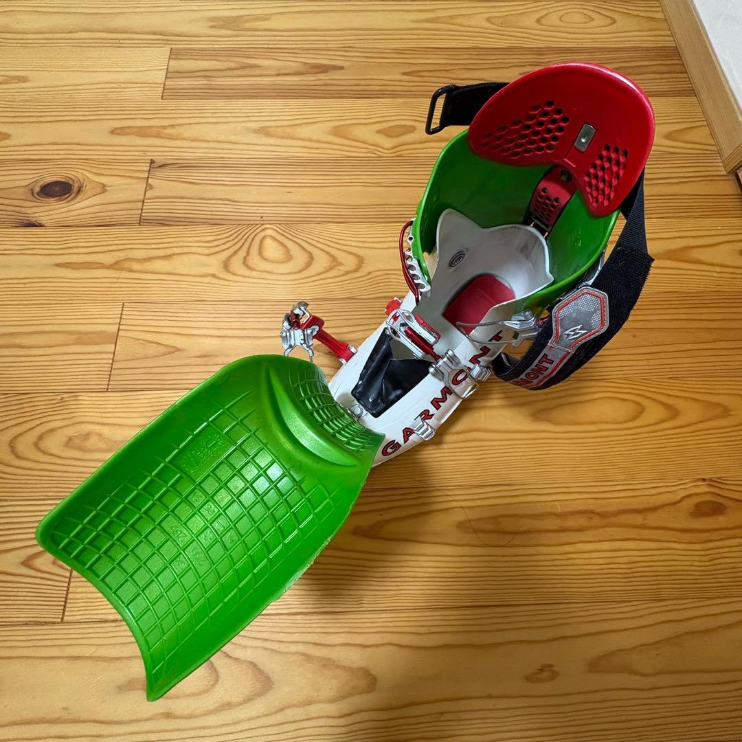 バックカントリー用！軽量スキーブーツ / GARMONT ORBIT