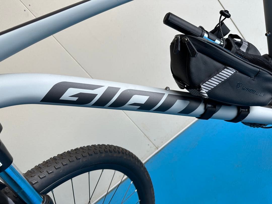 GIANT TALON マウンテンバイク　Mサイズ