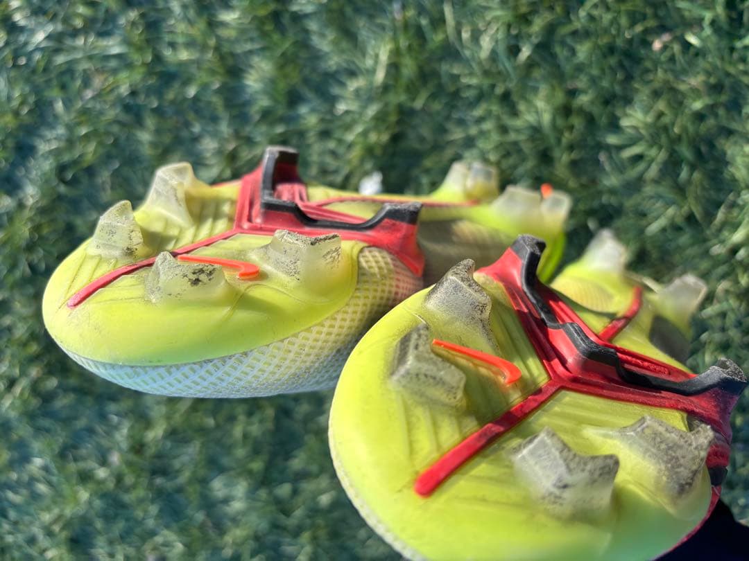 ナイキ　マーキュリアル　ヴェイパー14 エリート FG 26cm