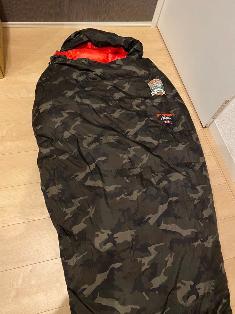 ナンガ　寝袋　NANGA
