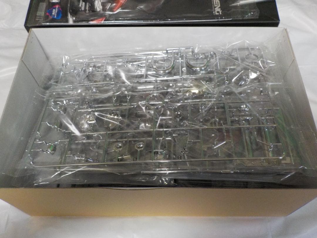 MENG 1/9  R 18 CLASSIC MARS RED プレカラー