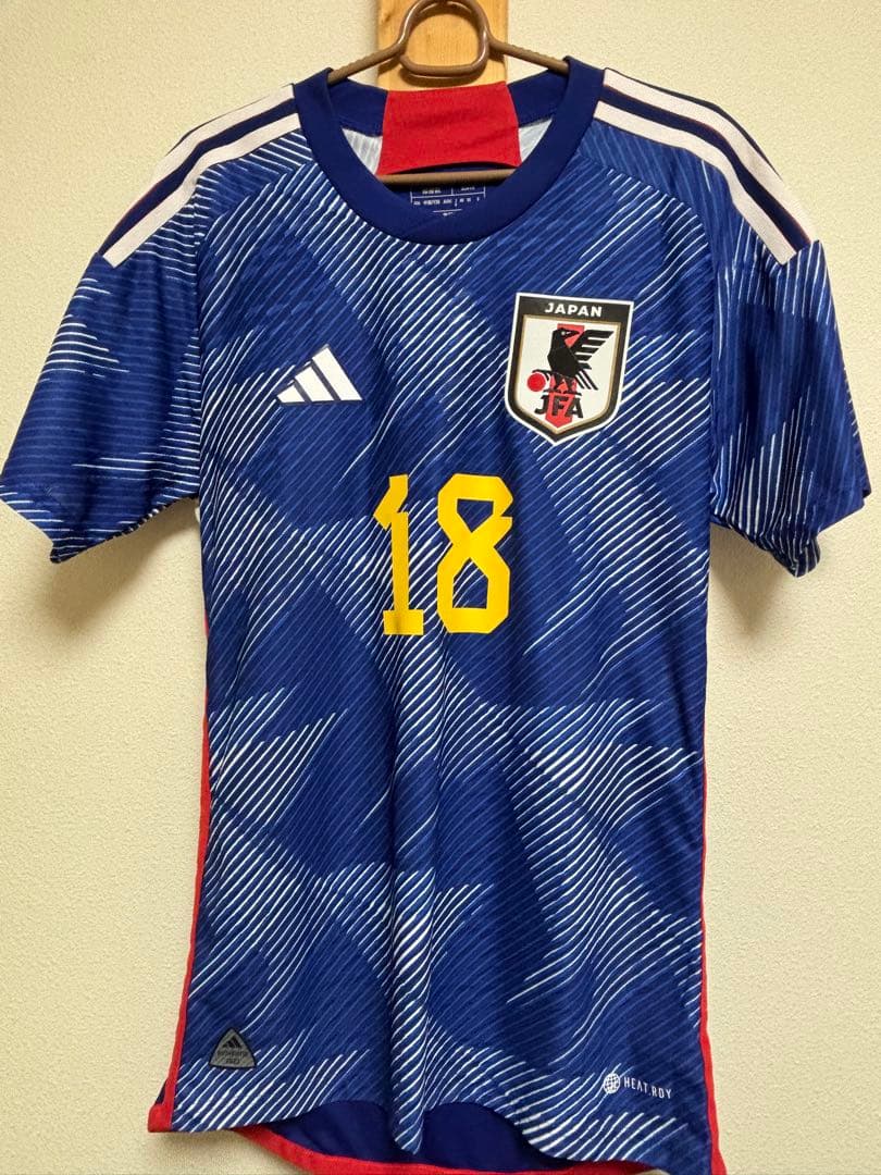 サッカーユニフォームオーセンティック三笘薫 Sサイズ