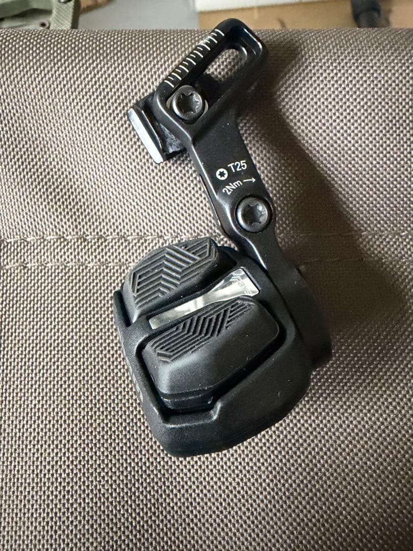 Rockshox REVERB AXS 150mm トラベル　30.9mm