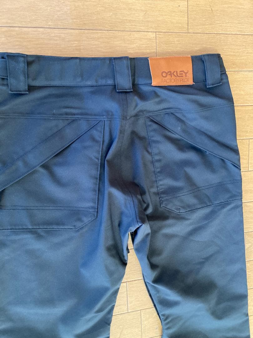 OAKLEY FACTORY PILOTスノーボードウェア SLIMFIT 美品