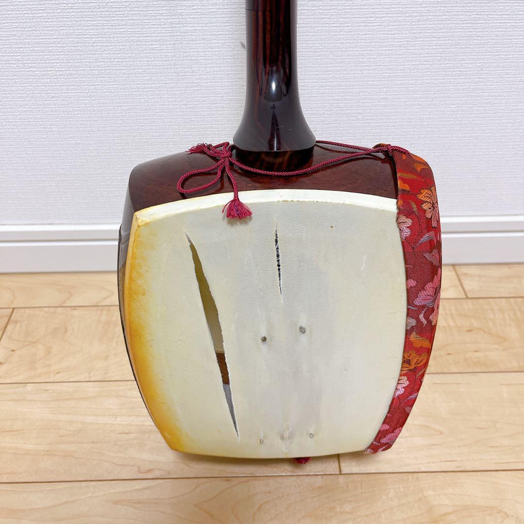 津軽三味線 太棹 東さわり 金細 二枚溝 紅木 子持ち綾杉胴