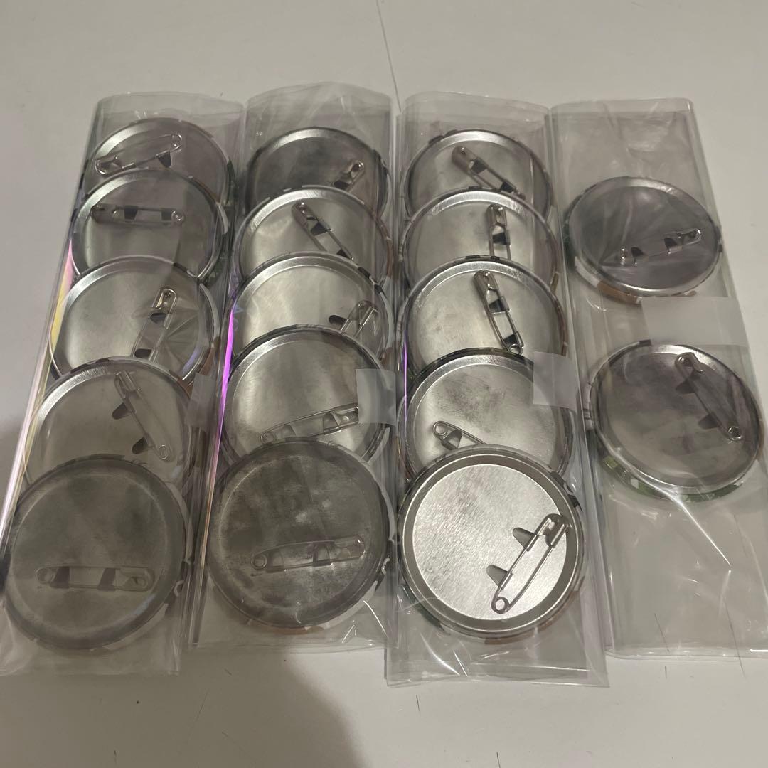 Y78.浦島坂田船 春ツ 缶バッジ 2018 等身 うらたぬき