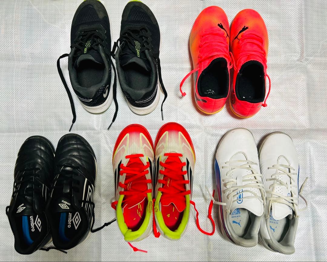 サッカー トレーニングシューズ　まとめ売り（21㎝〜22㎝）