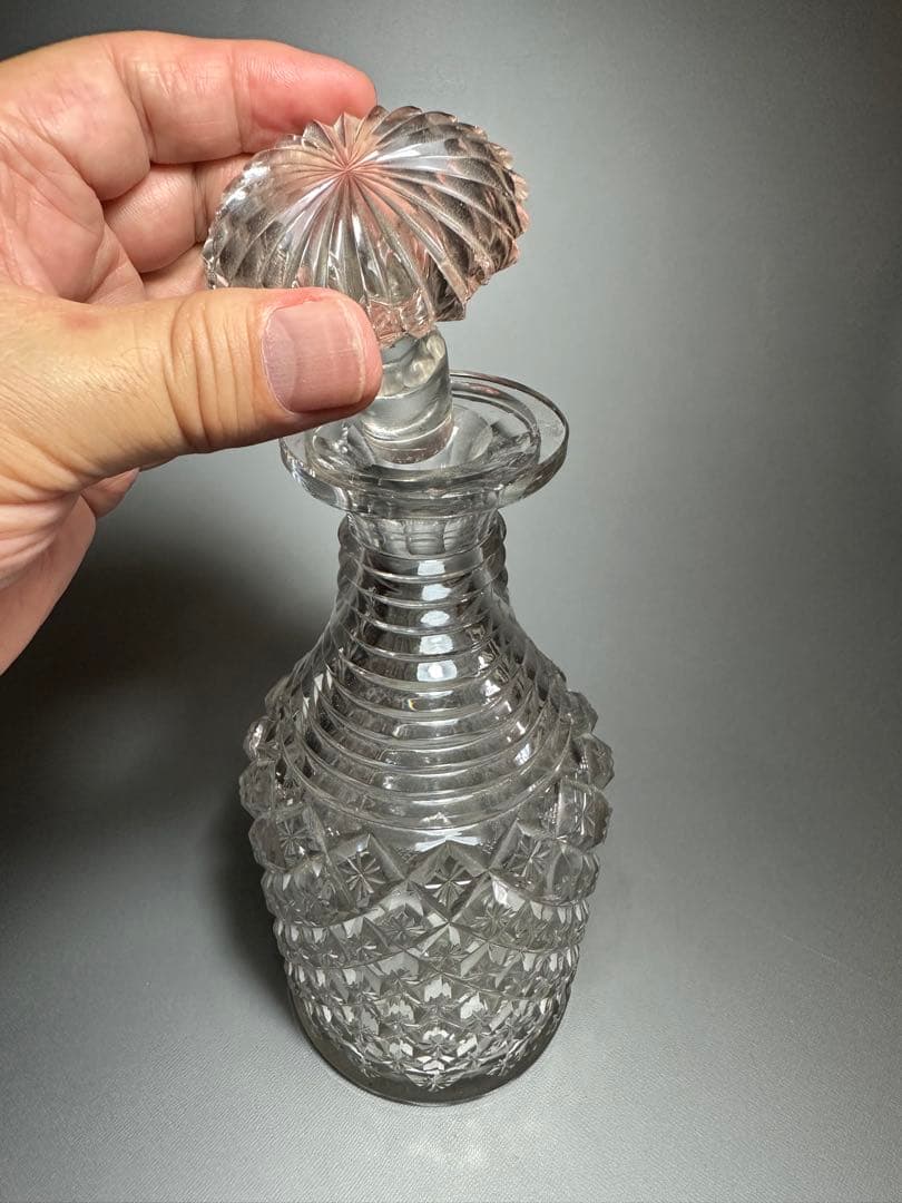 江戸切子　デキャンタ　江戸ガラス　桐箱