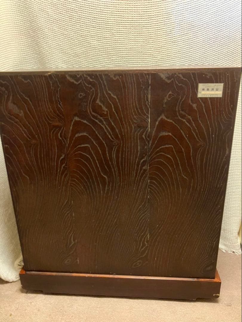 岩谷堂箪笥　南部鉄器