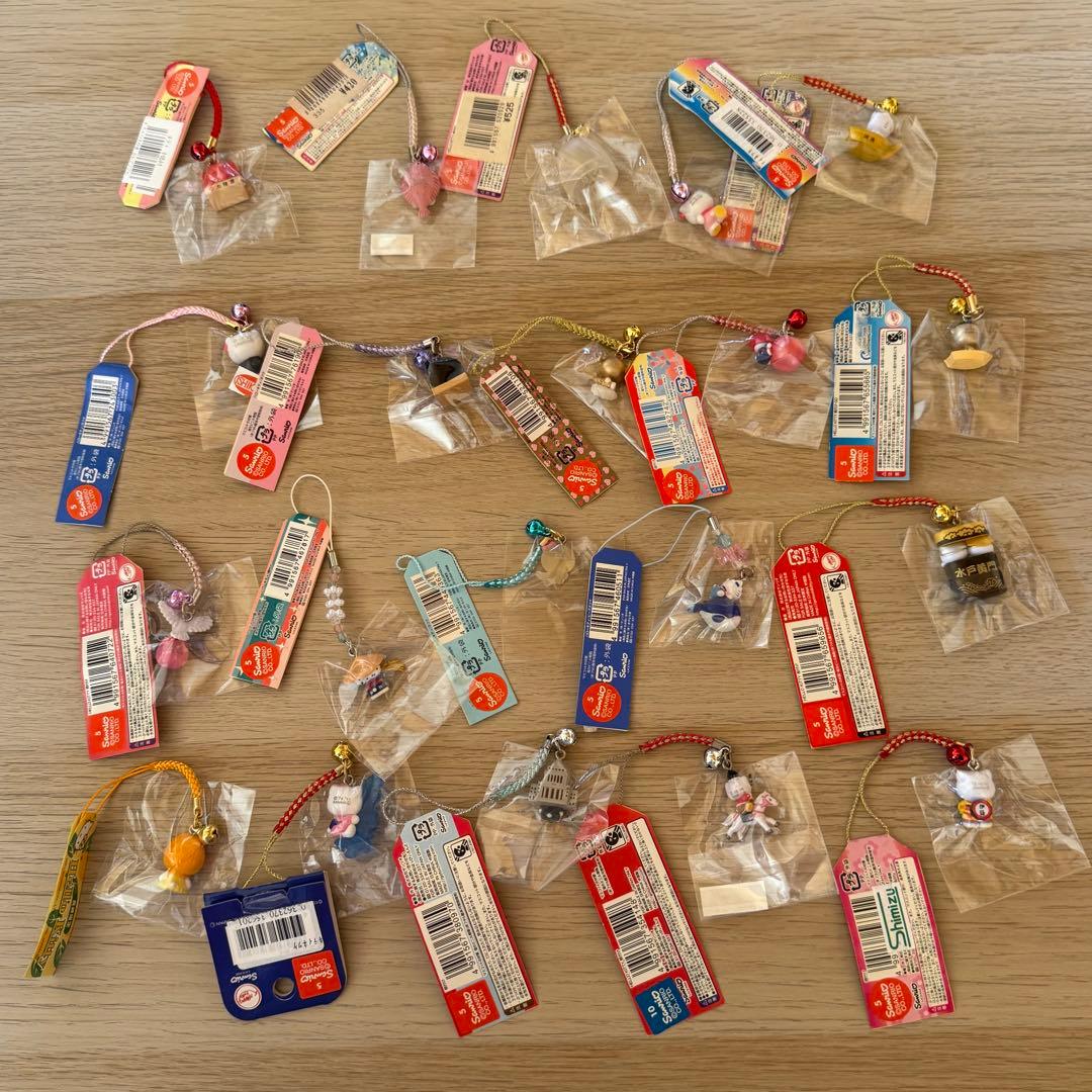 ⑤ご当地キティ　ストラップ　20個　バラ売り不可　根付け　ひらめ　湯沢温泉　駅伝