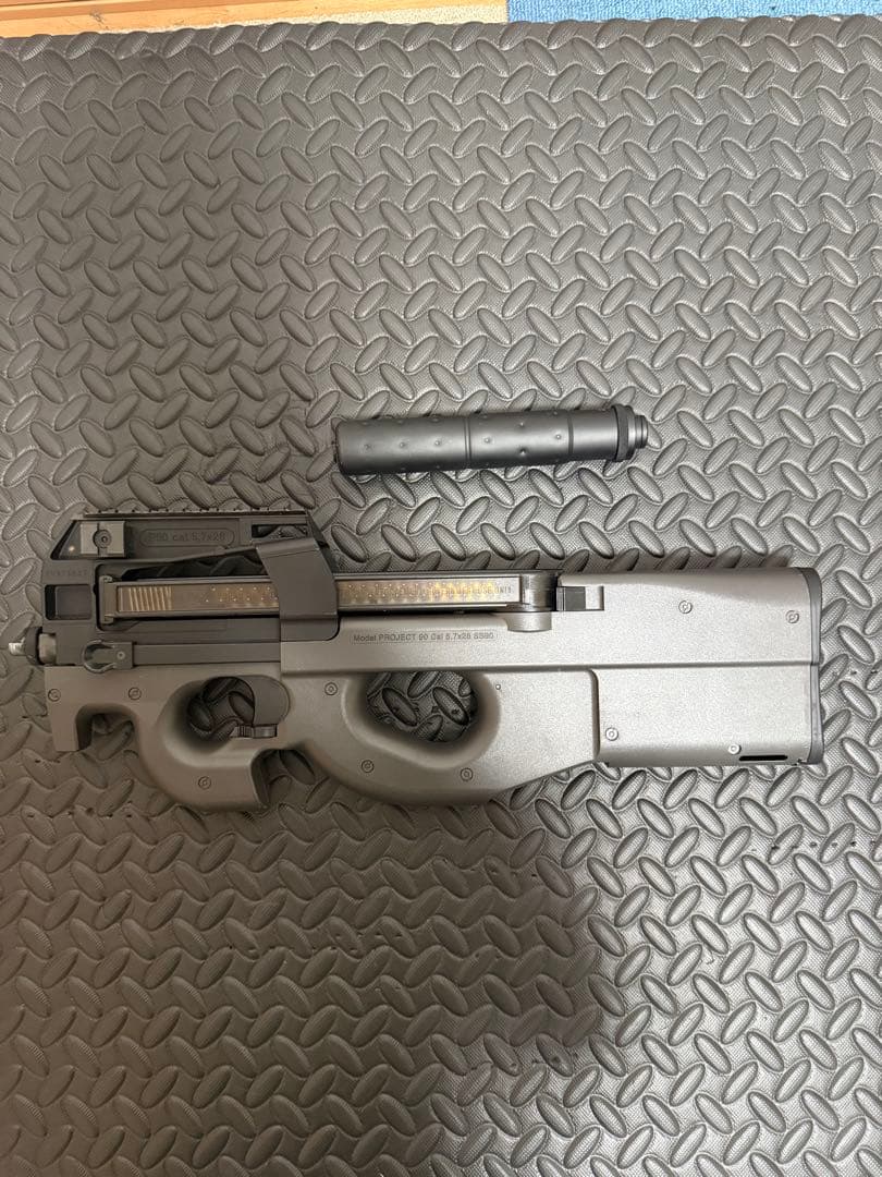 東京マルイP90電動ガン サイレンサー付き ピカティニーレール