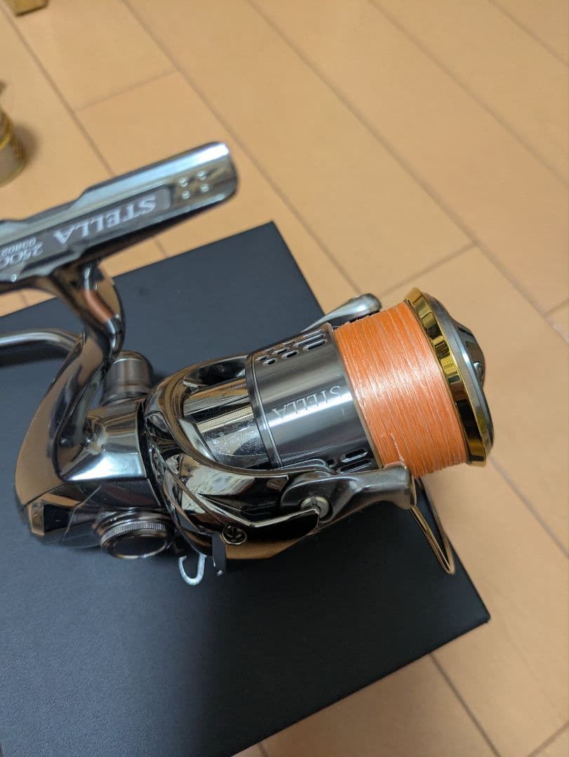 今月で出品取り消しシマノステラ2500SHG