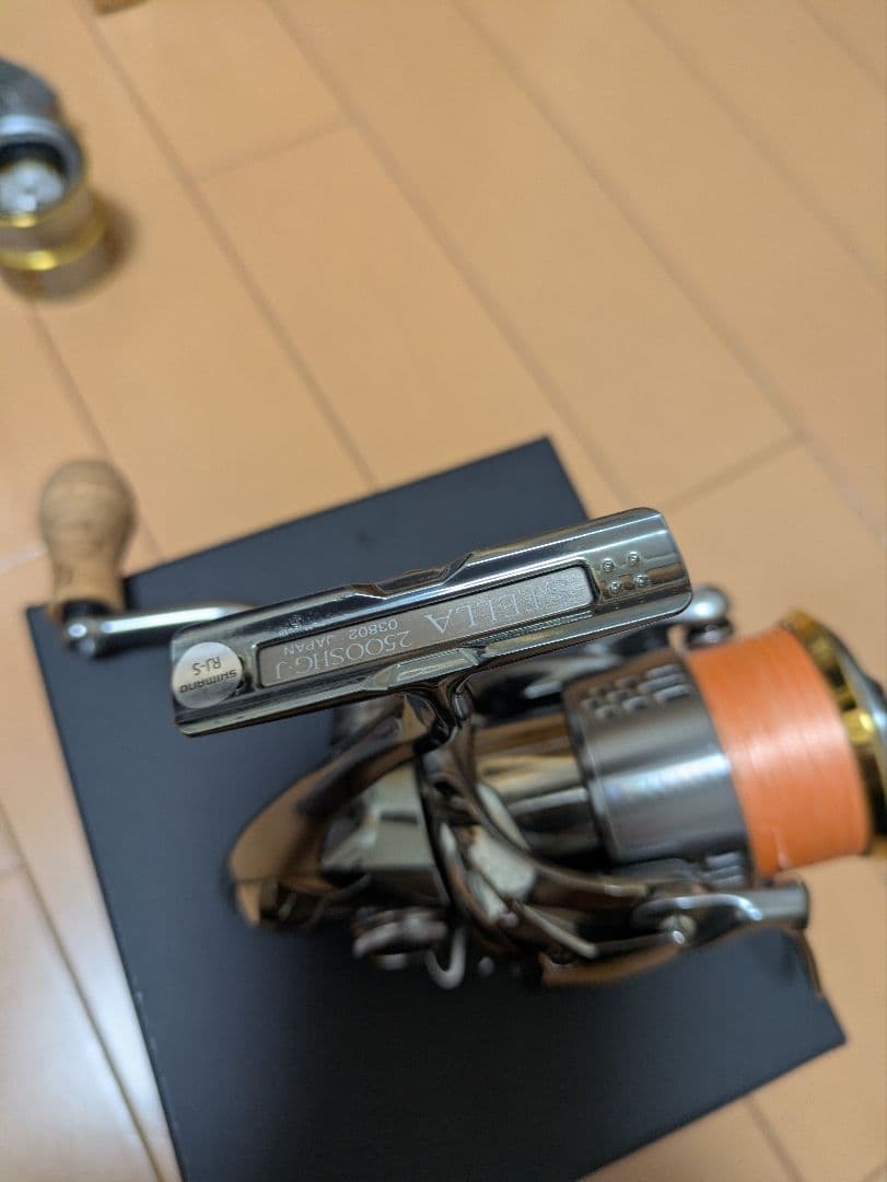 今月で出品取り消しシマノステラ2500SHG