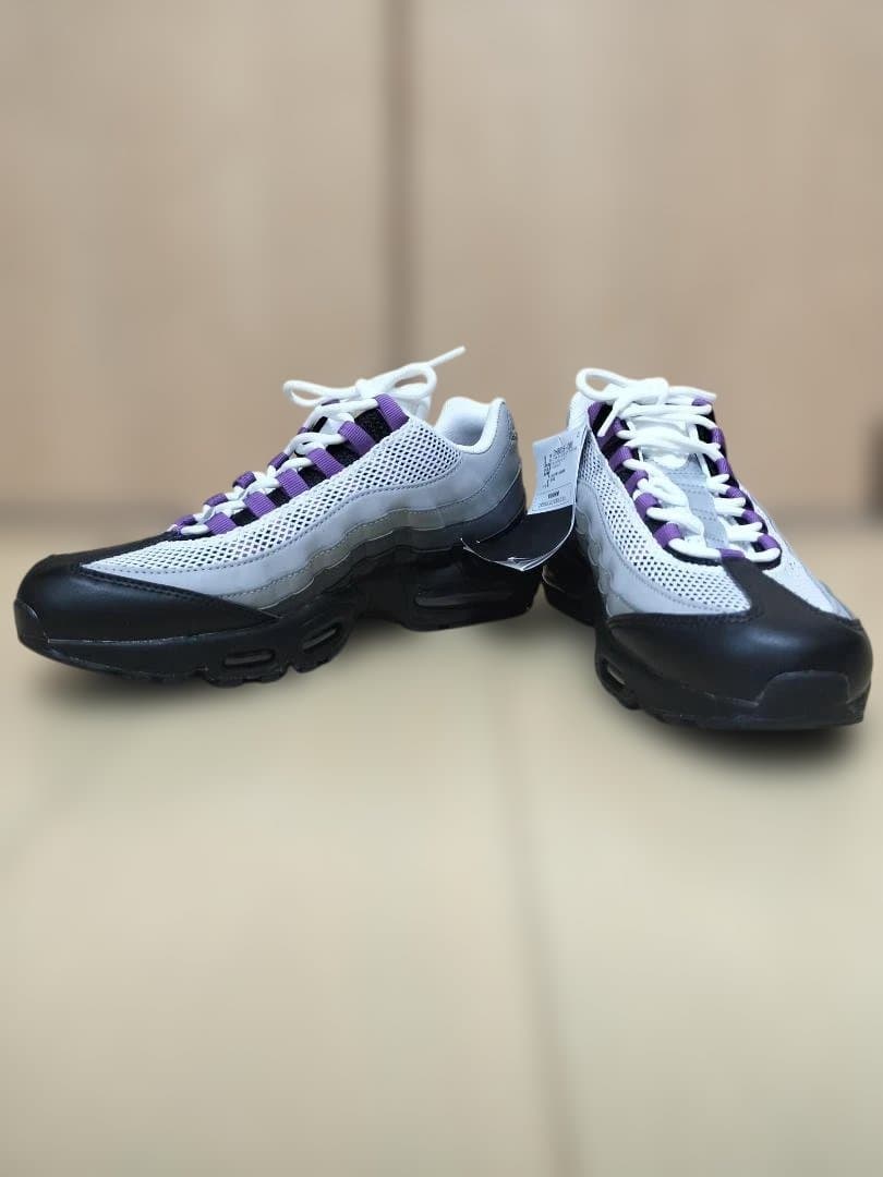 【新品・未使用品】ナイキ　エアマックス95　ディスコパープル