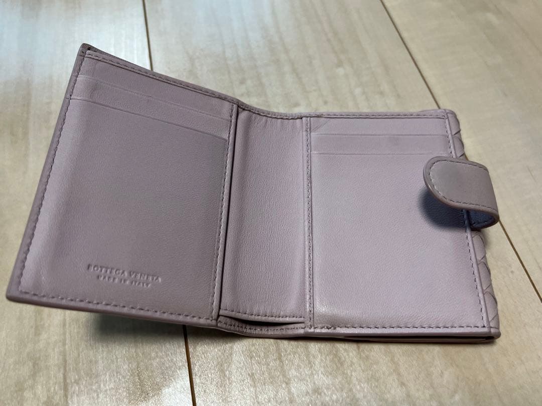 【美品】BOTTEGA VENETA ボッテガヴェネタ　2つ折り財布　薄いピンク