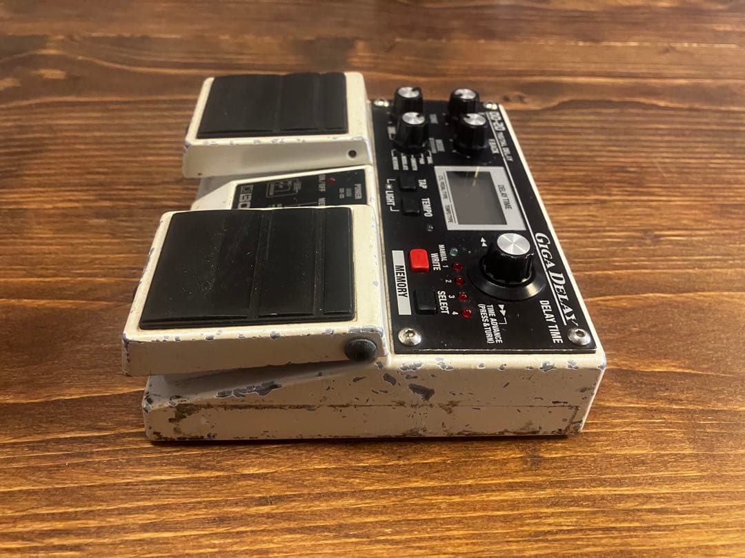 BOSS DD-20 ギガディレイ