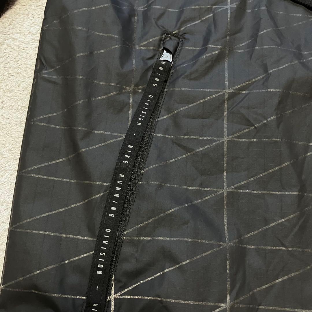 Nike Running Divisionウィンドブレーカーナイロンジャケット