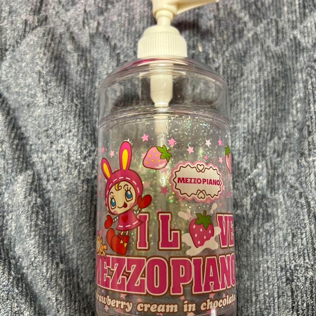 激レア！メゾピアノ　ベリエちゃんのシャンプーボトルとスポンジのセット