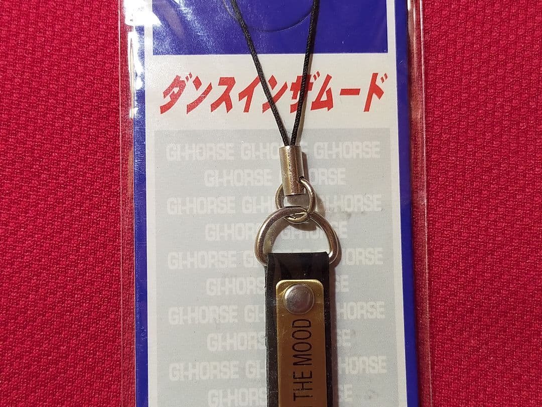 ◆　競馬　JRA　◆　ダンスインザムード　◆馬番ボールペン　フィギュアストラップ