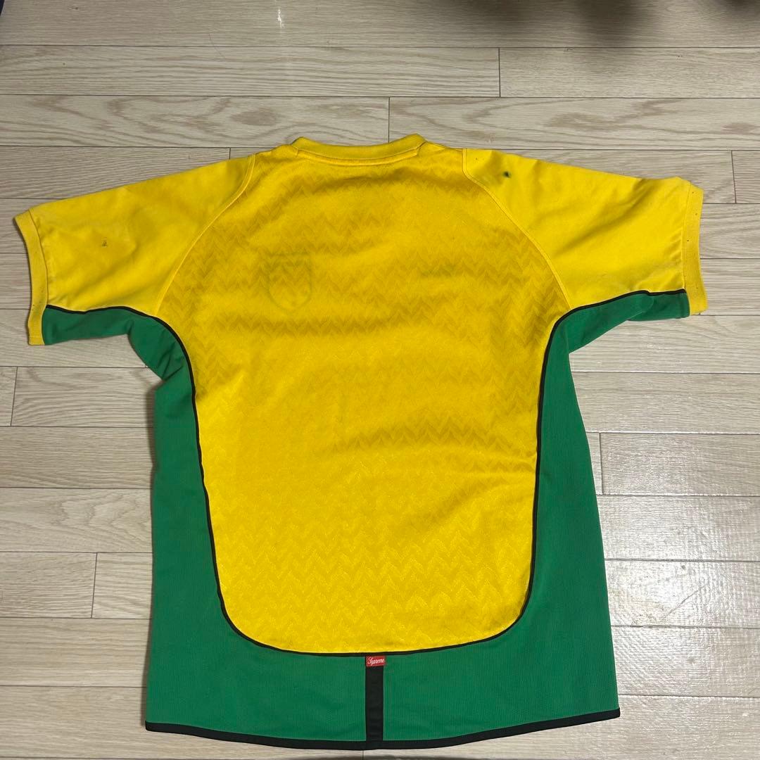 Supreme. Umbriaコラボ、ゲームT