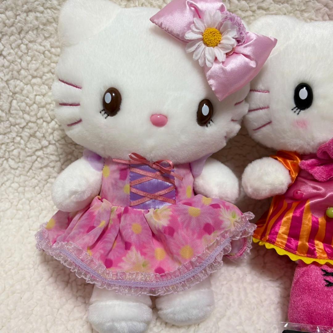 ハローキティ　USJ ぬいぐるみ　ストラップ　レトロ　まとめ　ドレス　下まつ毛