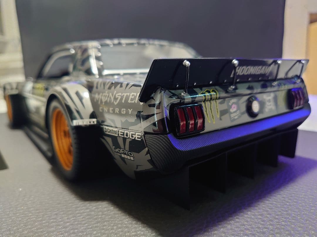 マスタング！！美品！ケン・ブロック！