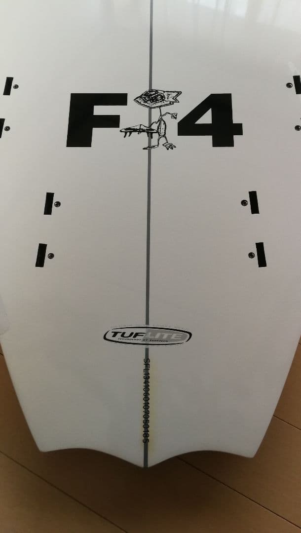 美品！6’1” ストレッチ F4 テイクオフ激速 サーフテック クアッド