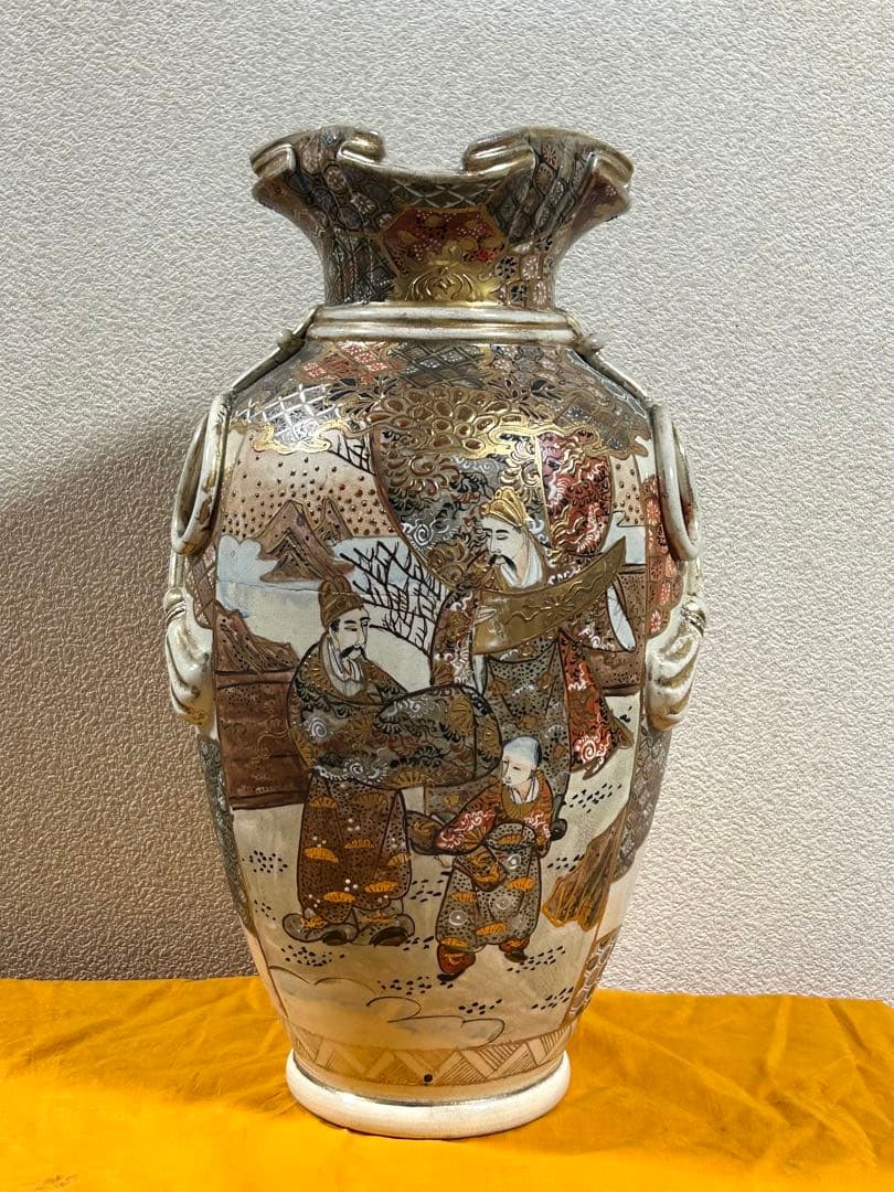 幕末　薩摩焼　金彩人物紋大瓶　共箱　送料込み250108