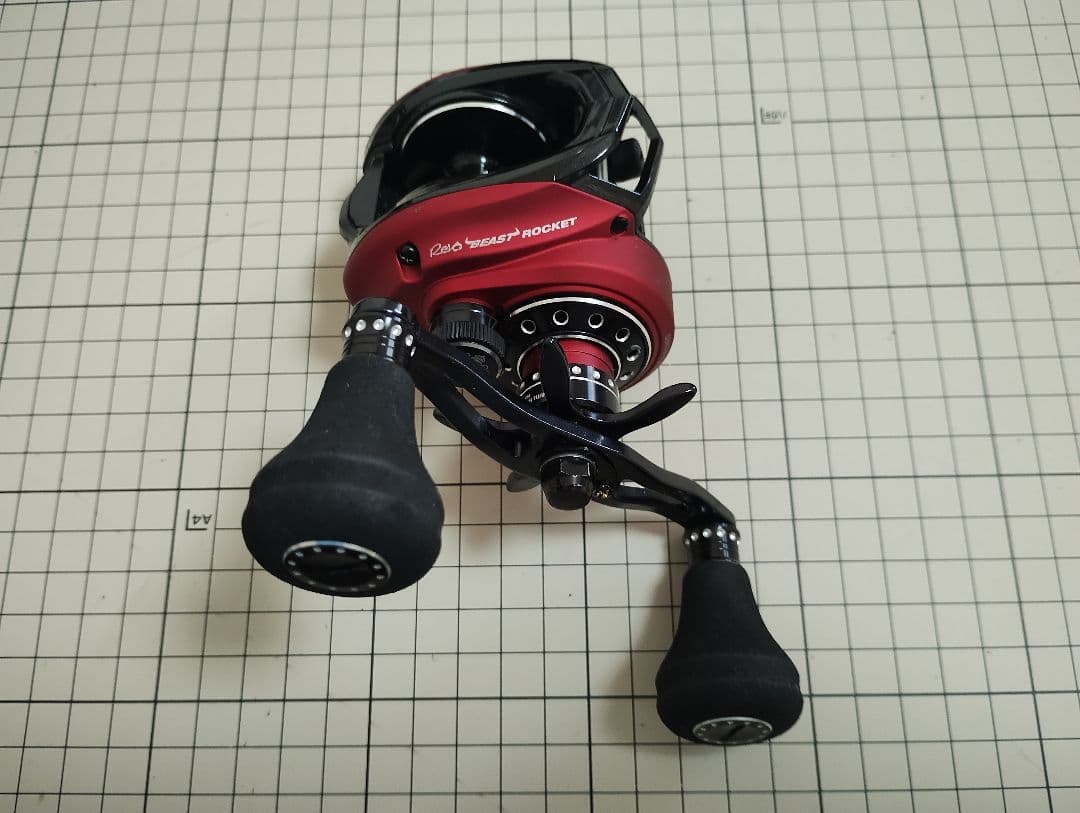 リール Abu Garcia REVO BEAST ROCKET 9.2:1