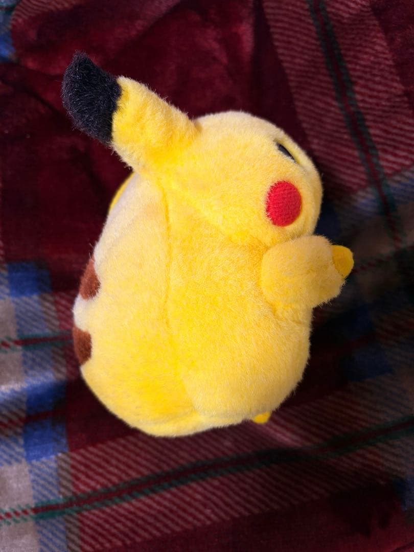 TOMY製　レトロ　ピカチュウ　ぬいぐるみ