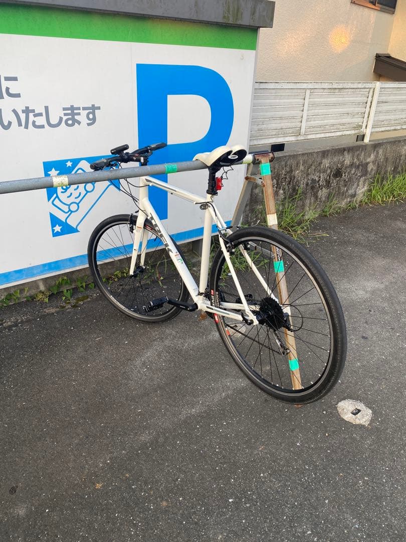 希少XLサイズ Trek FX3 クロスバイク 700C ホワイト