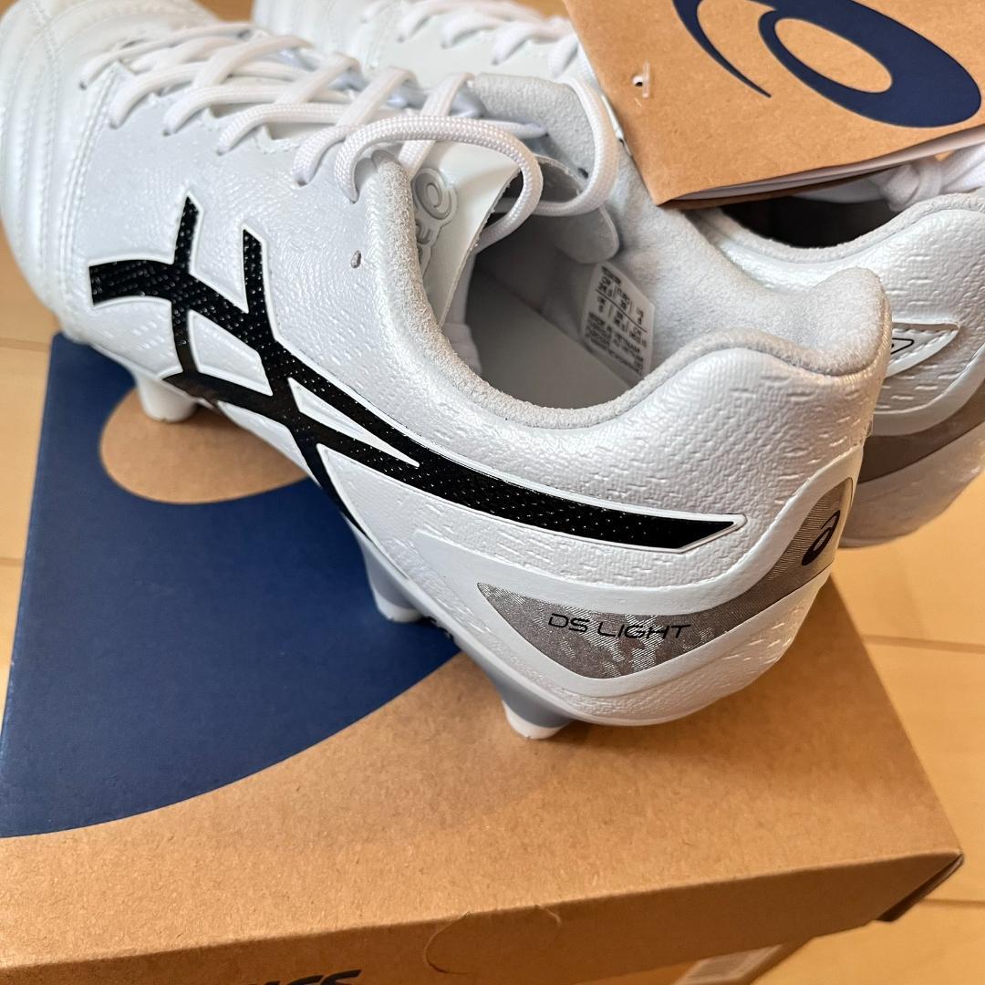 【新品】ASICS DS LIGHT PRO 24.5センチ サッカー スパイク