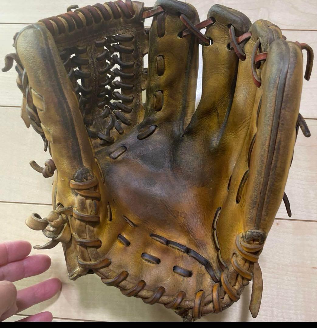 ミズノプロ硬式内野用ライトブラウン 右投げ