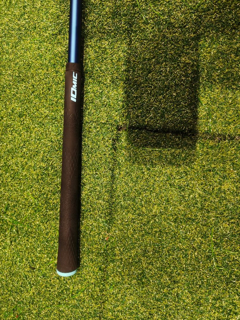 コブラ DS ADAPT X 9.0度 ドライバー 　24ベンタスブルー6X